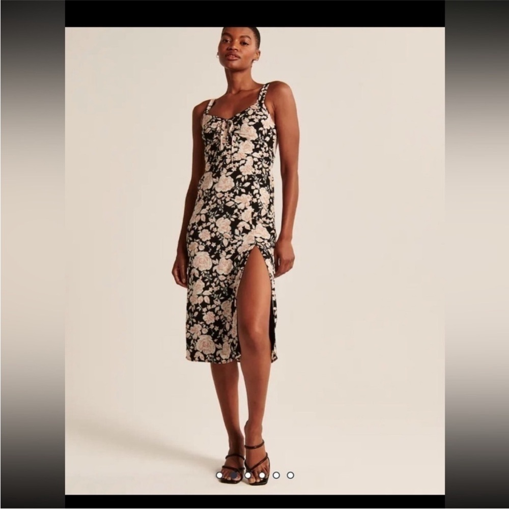 Abercrombie & Fitch Black and Cream Floral Midi Dress